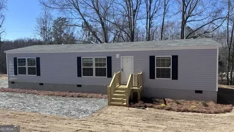 811 Highland Ave, Hartwell, GA 30643