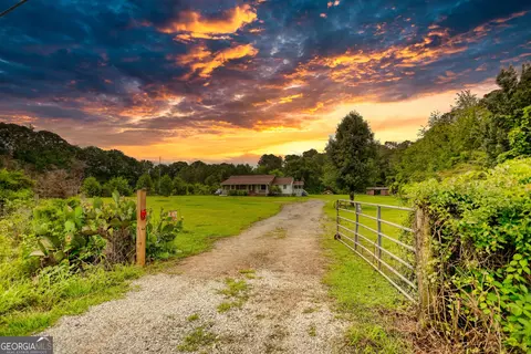 1277 Bethany Rd, Covington, GA 30016