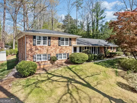 1421 Rainier Falls Dr NE, Atlanta, GA 30329