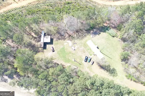 581 W Hopson Rd, Hogansville, GA 30230