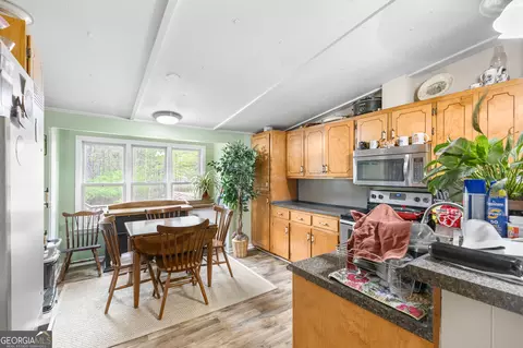 Kitchen - 1470 Overlook Ridge Rd, Bishop, GA 30621 photo 1 of 2