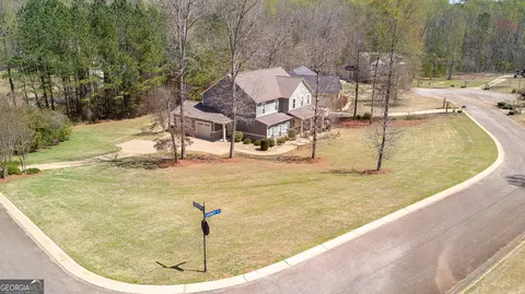 View/Area - 106 Creek Pointe Dr, Lagrange, GA 30240 photo 6 of 8
