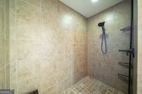 Bath - 106 Creek Pointe Dr, Lagrange, GA 30240 photo 4 of 6