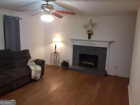 90 Cumberland Dr, Rex, GA 30273 photo 6