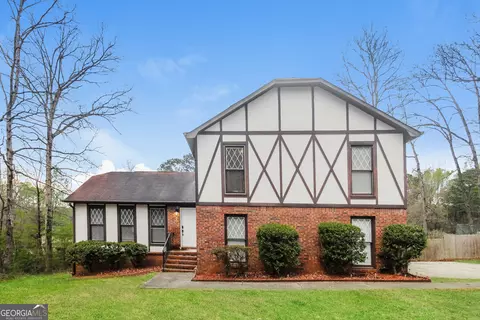 8209 Lullwater Ct, Jonesboro, GA 30236
