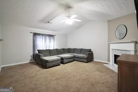 112 Forest Ct, Jackson, GA 30233 photo 4