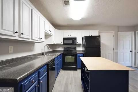 112 Forest Ct, Jackson, GA 30233 photo 9