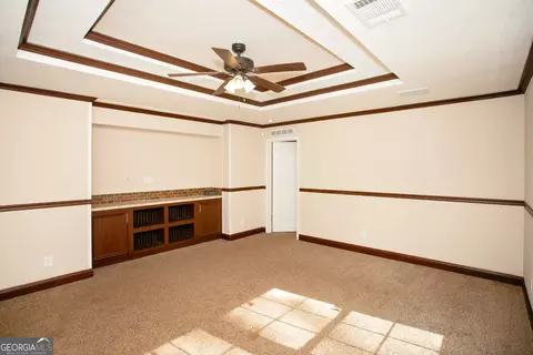 Living - 37 Garr Rd, Jackson, GA 30233 photo 5 of 7