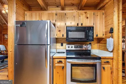 Kitchen - 20 Dean Ct, Cherry Log, GA 30522 photo 1 of 3