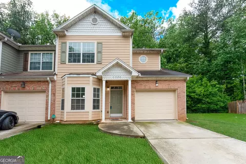 2520 Laurel Cir NW, Atlanta, GA 30311