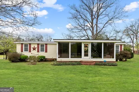 234 S Railroad St SE, Toomsboro, GA 31090