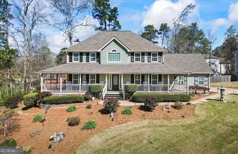 9549 Clear Lake Ct, Douglasville, GA 30135
