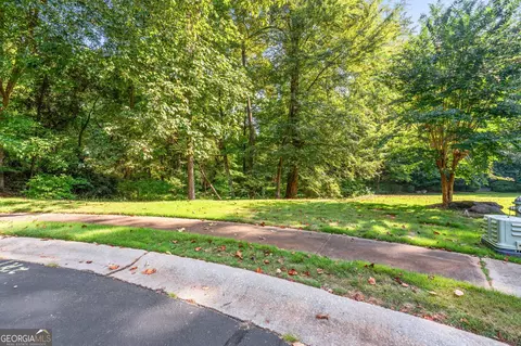 170 Reynolds Pl, Fayetteville, GA 30215