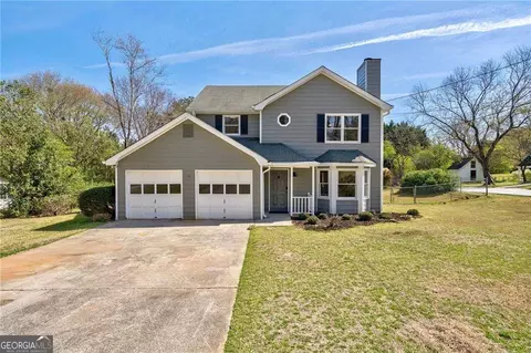 4132 Wrexham Dr, Snellville, GA 30039