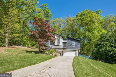 2033 Cliff Creek Ct SE, Smyrna, GA 30080