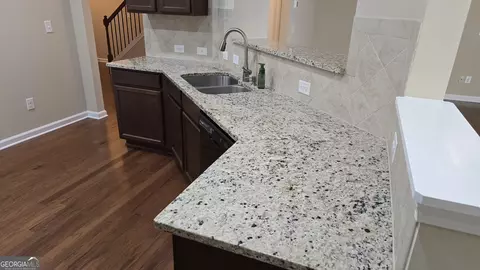 Kitchen - 4440 Cedar Bridge Walk, Suwanee, GA 30024 photo 3 of 8