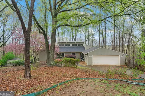 3696 Suwanee Creek Ct, Suwanee, GA 30024