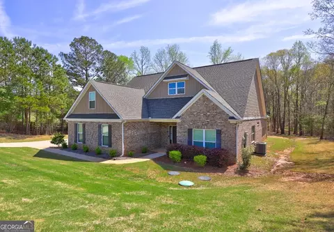 130 Magnolia Trce, Milner, GA 30257