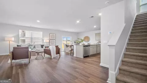 Entry Way - 112 Azure Dr, Savannah, GA 31419 photo 1 of 12