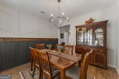 Dining - 205 Millwood Ct, Lagrange, GA 30241 photo 1 of 2