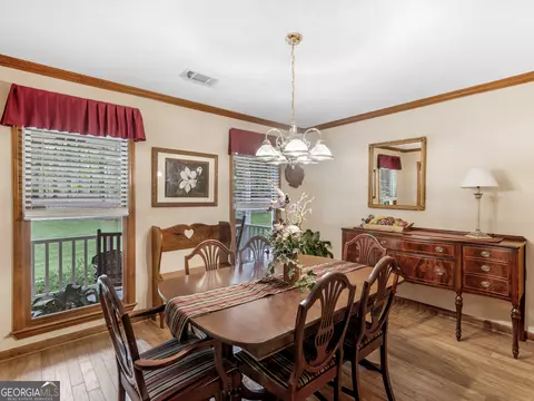 Dining - 143 Hamlin Rd, Jackson, GA 30233 photo 1 of 3