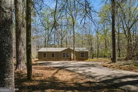 252 Merry Dr NW, Milledgeville, GA 31061
