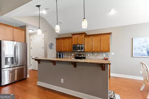 Kitchen - 112 Bedford Ct, Perry, GA 31069 photo 6 of 7