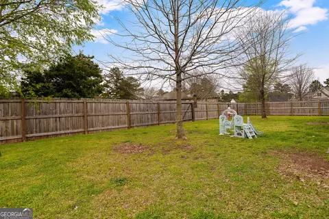 Exterior - 112 Bedford Ct, Perry, GA 31069 photo 6 of 9