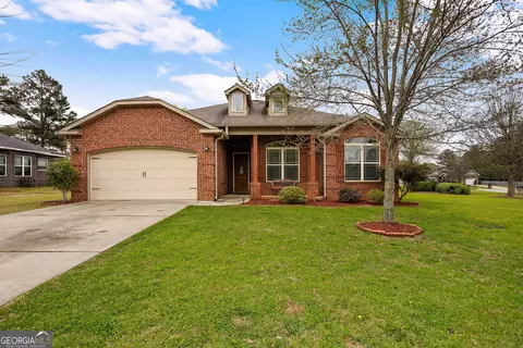 Exterior - 112 Bedford Ct, Perry, GA 31069 photo 2 of 9