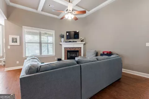 Living - 112 Bedford Ct, Perry, GA 31069 photo 1 of 2