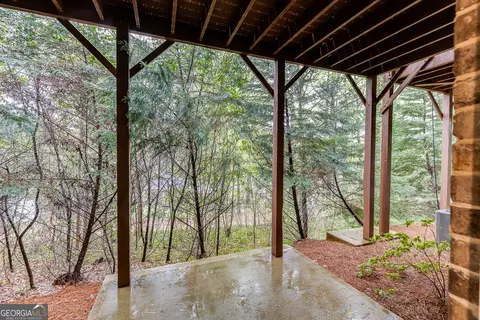 Exterior - 2022 Raven Way, Chamblee, GA 30341 photo 7 of 11