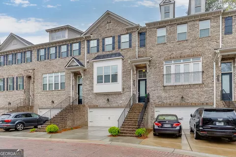 Exterior - 2022 Raven Way, Chamblee, GA 30341 photo 3 of 11