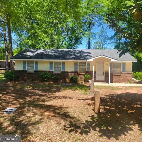 317 Martin Luther King Dr, Valley, AL 36854