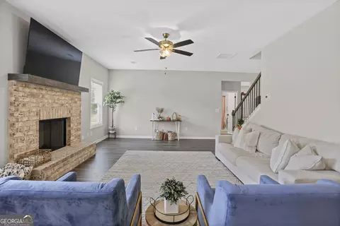 Living - 1455 Steele Rd, Griffin, GA 30223 photo 1 of 1