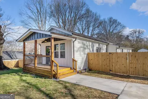 24 Arnco 4th St, Newnan, GA 30263