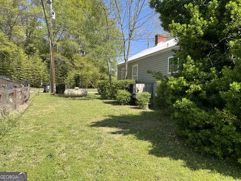 Exterior - 4941 Old Atlanta Rd, Hampton, GA 30228 photo 2 of 3