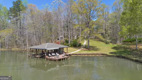 228 S Steel Bridge Rd, Eatonton, GA 31024
