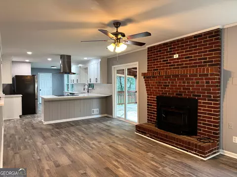 Living - 1351 John Robert Dr, Morrow, GA 30260 photo 3 of 6