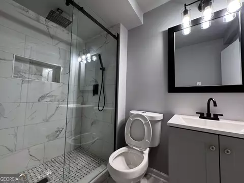 Bath - 1351 John Robert Dr, Morrow, GA 30260 photo 5 of 5