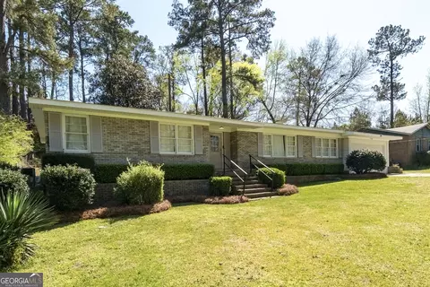 937 Hickory Ridge Dr, Macon, GA 31204