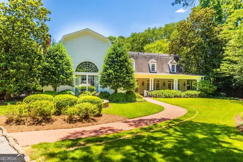 468 W Paces Ferry Rd, Atlanta, GA 30305