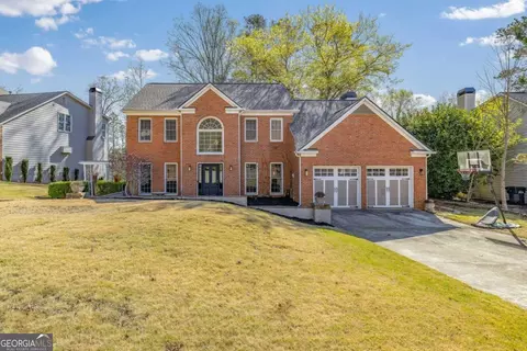 2212 Nine Oaks Dr NW, Kennesaw, GA 30152