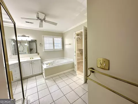 Bath - 23 Saddlebrook Dr SE, Rome, GA 30161 photo 4 of 7