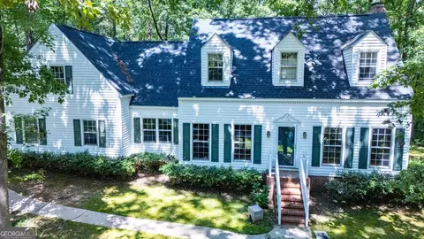 110 Highland Trl, Lagrange, GA 30240