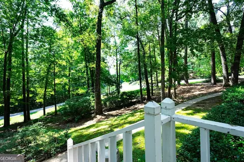 110 Highland Trl, Lagrange, GA 30240 photo 3
