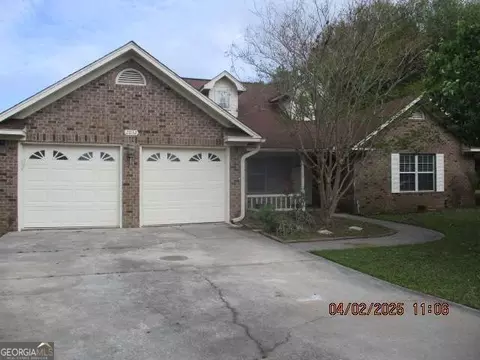 2032 Andover Ct, Hinesville, GA 31313