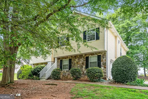 1019 James Madison Ct, Mcdonough, GA 30253