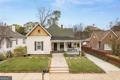 57 Clark St, Newnan, GA 30263