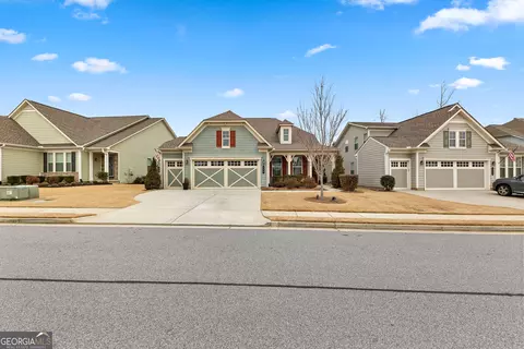 126 Iron Oak Dr, Peachtree City, GA 30269