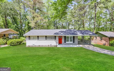 837 Needle Rock Dr, Stone Mountain, GA 30083